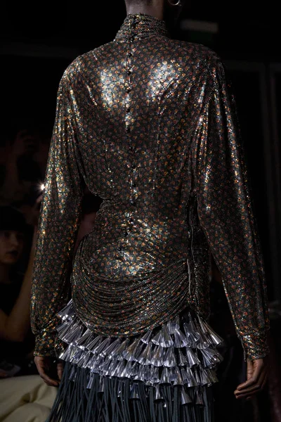 Look 119